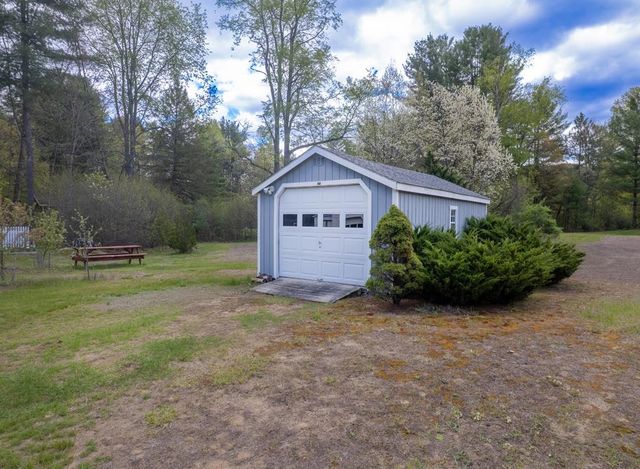 56 Blue Cat Lane, Castleton, VT 05735