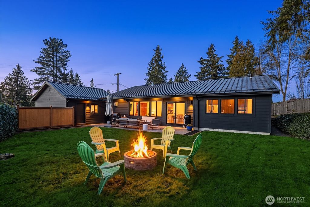 14625 SE 14th Street, Bellevue, WA 98007