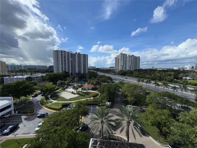 3300 NE 192nd St 903, Aventura, FL 33180