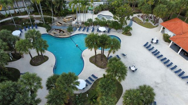 3300 NE 192nd St 903, Aventura, FL 33180