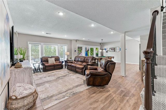 12812 W 132nd Street, Overland Park, KS 66213