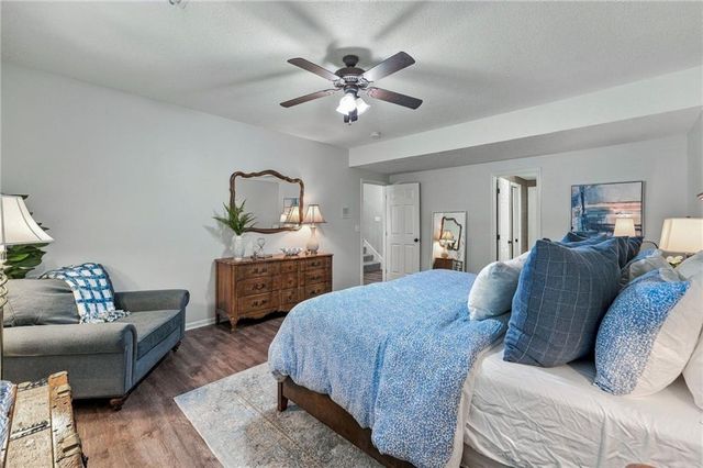 12812 W 132nd Street, Overland Park, KS 66213