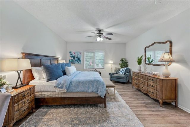 12812 W 132nd Street, Overland Park, KS 66213