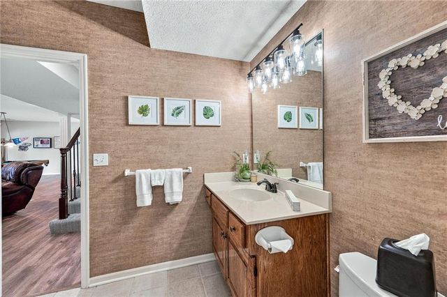12812 W 132nd Street, Overland Park, KS 66213