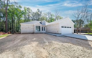 1049 Broadmoor Drive, Huntsville, TX 77340