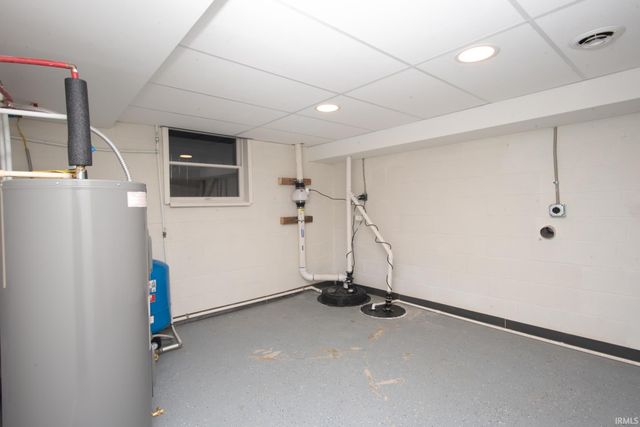 3703 E 1000, Ossian, IN 46777