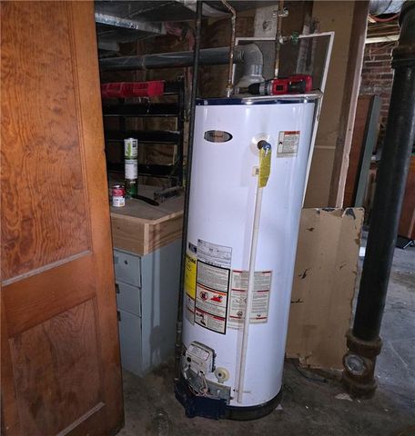 1415 S 34 Street, St Joseph, MO 64507