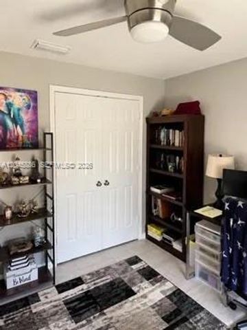 2123 NE 6th Avenue, Cape Coral, FL 33909