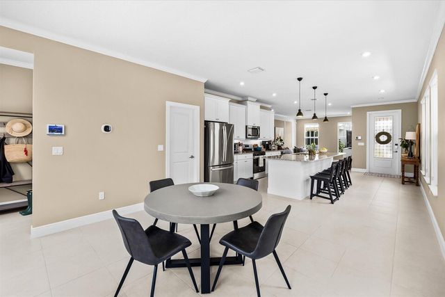 860 SW Bushel Trail, Palm City, FL 34990