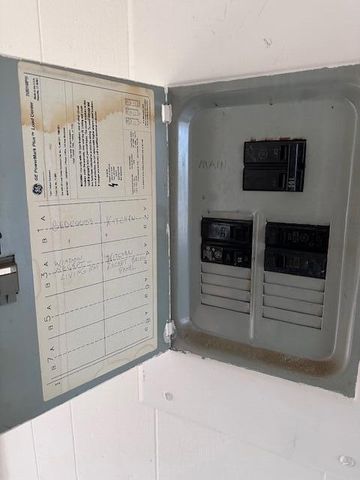 516 W 13th Street, La Porte, IN 46350