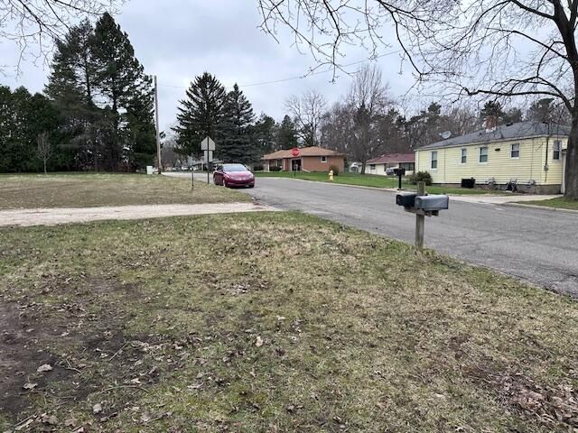 516 W 13th Street, La Porte, IN 46350