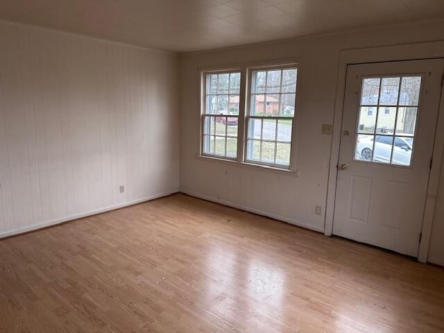 516 W 13th Street, La Porte, IN 46350