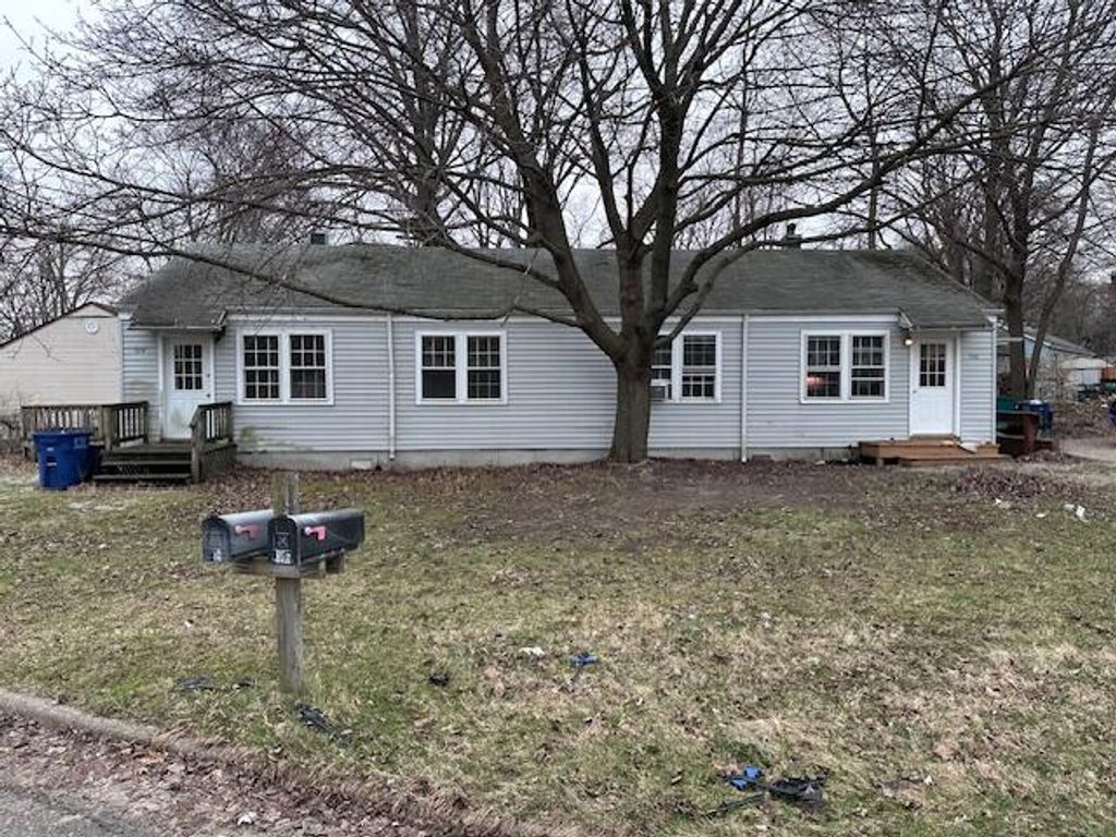 516 W 13th Street, La Porte, IN 46350