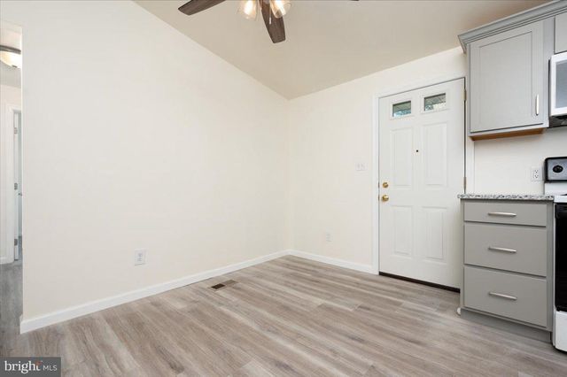 8068 CLARK STATION RD, Severn, MD 21144