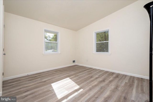 8068 CLARK STATION RD, Severn, MD 21144