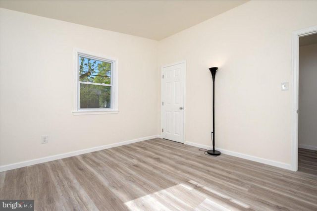8068 CLARK STATION RD, Severn, MD 21144