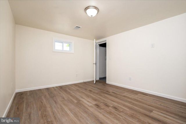 8068 CLARK STATION RD, Severn, MD 21144