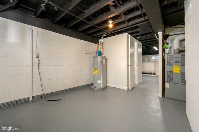 8068 CLARK STATION RD, Severn, MD 21144