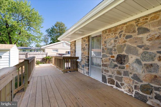 8068 CLARK STATION RD, Severn, MD 21144