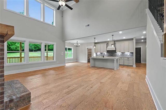 180 Races Road, Hoschton, GA 30548