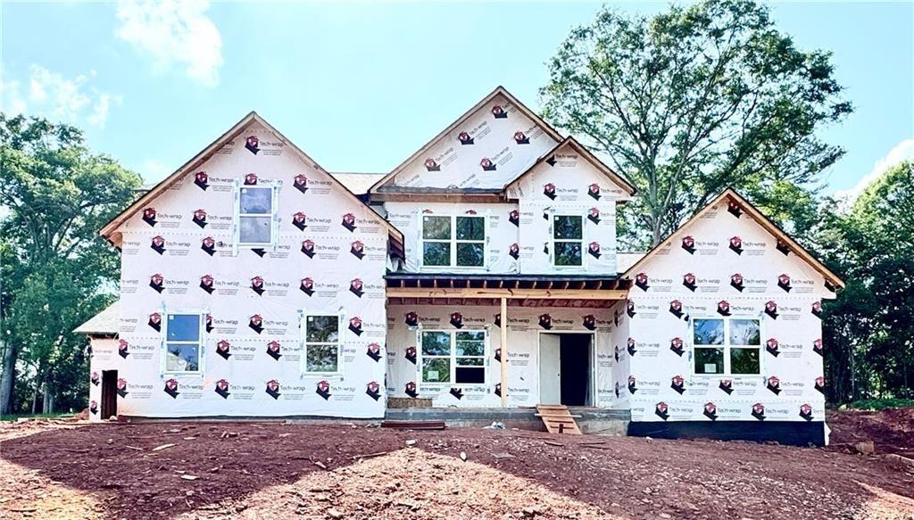 180 Races Road, Hoschton, GA 30548