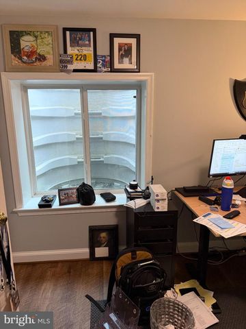 4318 LYNBROOK, Bethesda, MD 20814