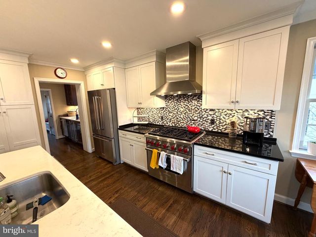 4318 LYNBROOK, Bethesda, MD 20814