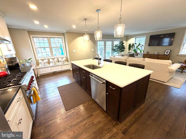 4318 LYNBROOK, Bethesda, MD 20814