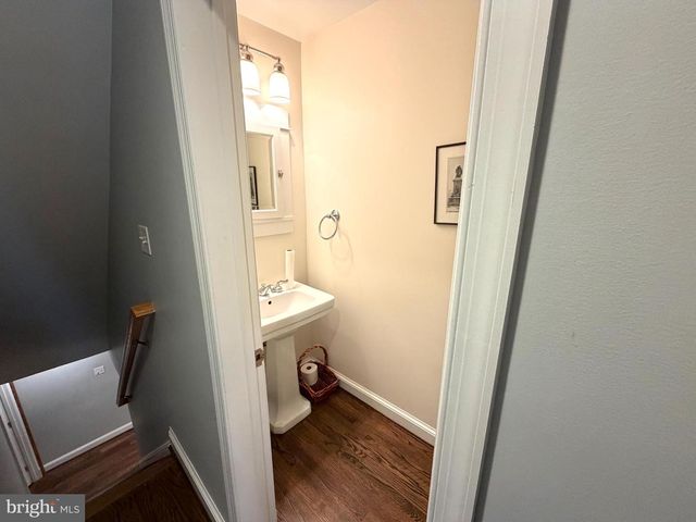 4318 LYNBROOK, Bethesda, MD 20814