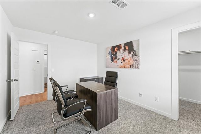 561 Raegan Street, Prairie Grove, AR 72753