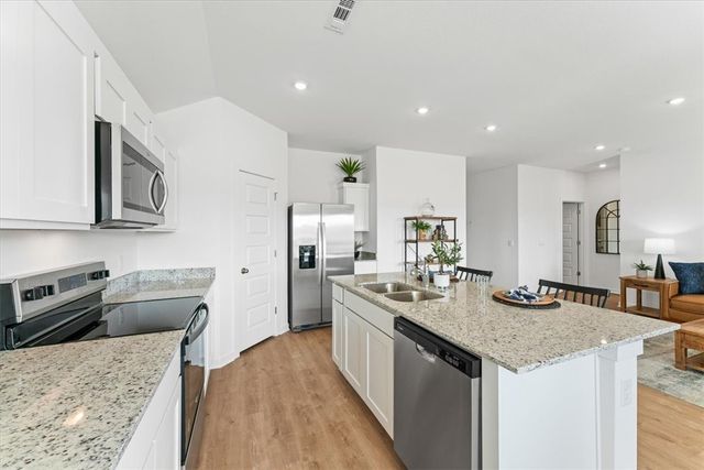 561 Raegan Street, Prairie Grove, AR 72753