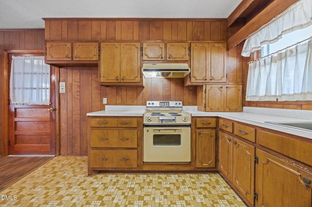 219 Minnis Lane, Graham, NC 27253