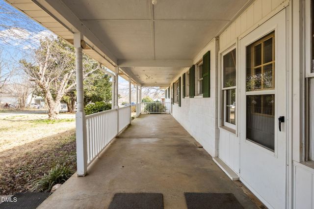 219 Minnis Lane, Graham, NC 27253