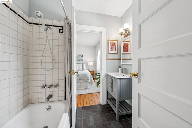 858 Neilson St, Berkeley, CA 94707