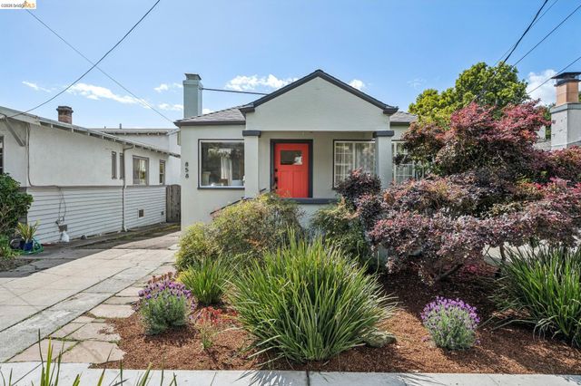 858 Neilson St, Berkeley, CA 94707