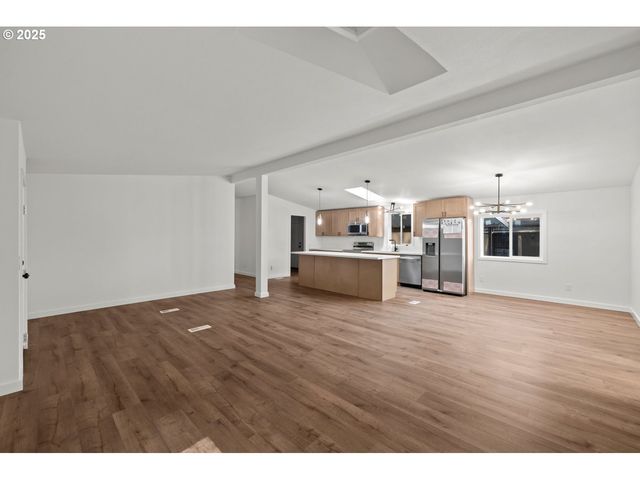 16000 Se Powell Blvd 34, Portland, OR 97236