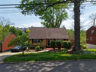 1325 Meadowlark Dr, Scott Twp, PA 15243