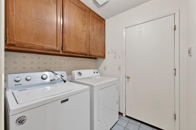 3940 Pineoakyo Ct, Rescue, CA 95672