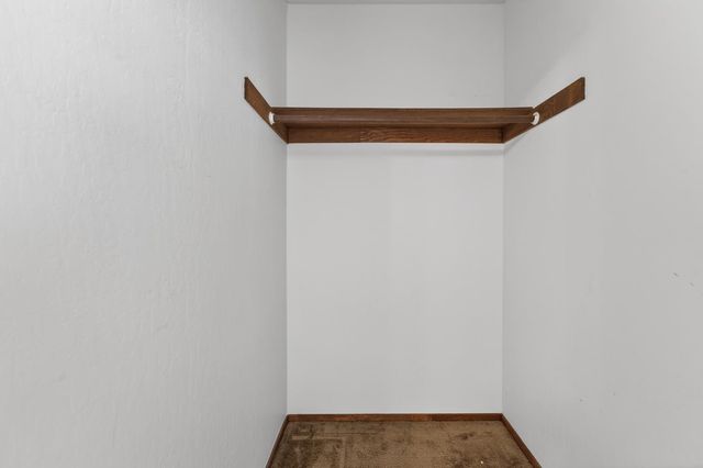 3940 Pineoakyo Ct, Rescue, CA 95672