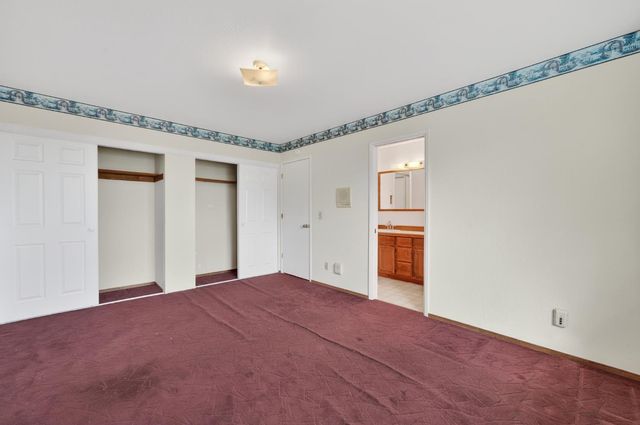 3940 Pineoakyo Ct, Rescue, CA 95672