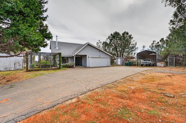 3940 Pineoakyo Ct, Rescue, CA 95672