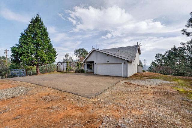 3940 Pineoakyo Ct, Rescue, CA 95672