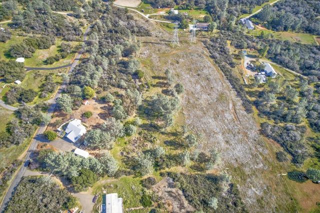 3940 Pineoakyo Ct, Rescue, CA 95672