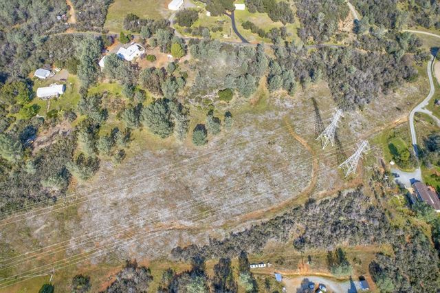 3940 Pineoakyo Ct, Rescue, CA 95672