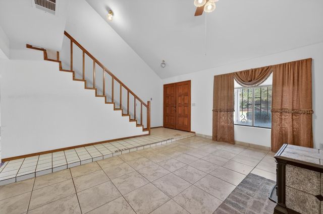 3940 Pineoakyo Ct, Rescue, CA 95672