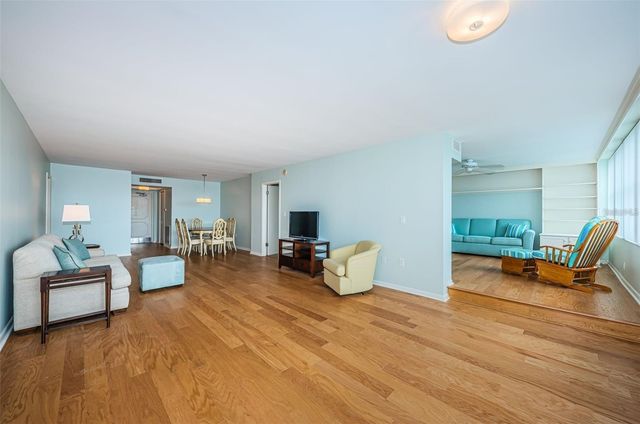 5130 BRITTANY DRIVE S 202, St Petersburg, FL 33715