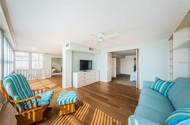 5130 BRITTANY DRIVE S 202, St Petersburg, FL 33715