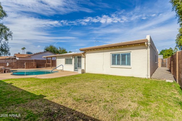 1345 W OBISPO Avenue, Mesa, AZ 85202