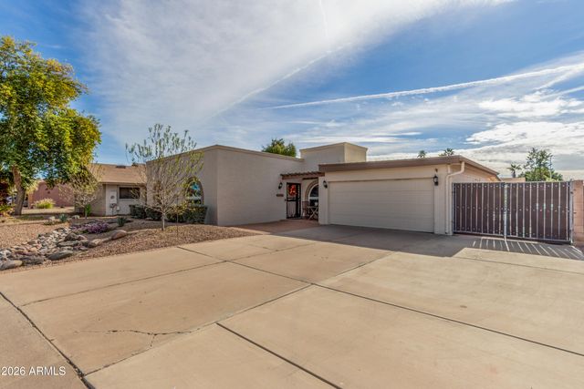 1345 W OBISPO Avenue, Mesa, AZ 85202