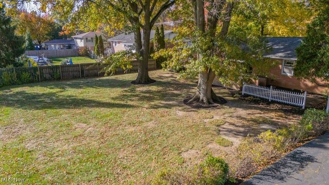 1804 Jackson Avenue NW, Massillon, OH 44646